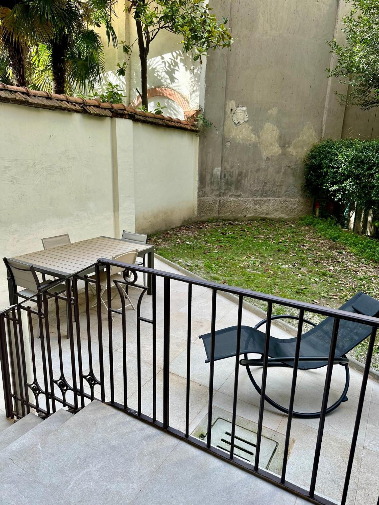 Lr Deluxe Apartments - Porta Venezia - Bilocale Con Giardino Privato Milano Exterior foto
