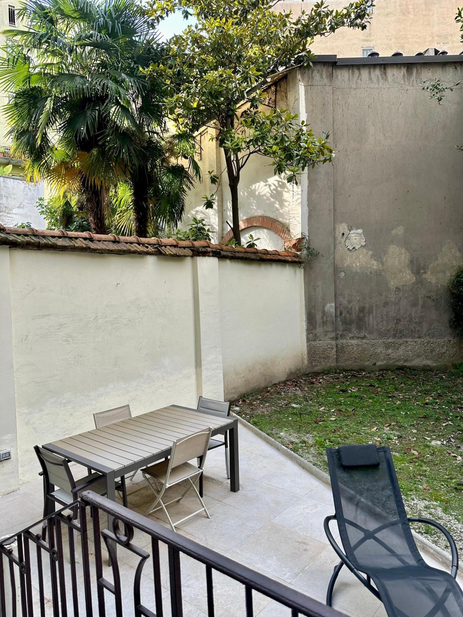 Lr Deluxe Apartments - Porta Venezia - Bilocale Con Giardino Privato Milano Exterior foto